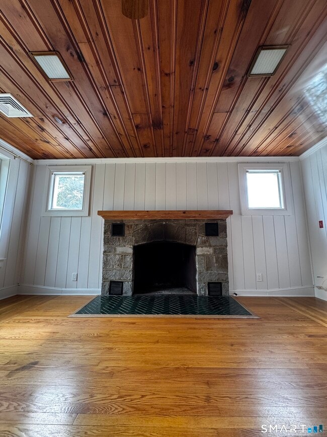 Building Photo - 97 Candlewood Rd