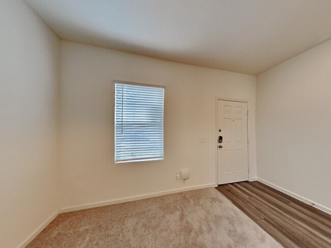 Foto del edificio - 13515 Kinsman Road