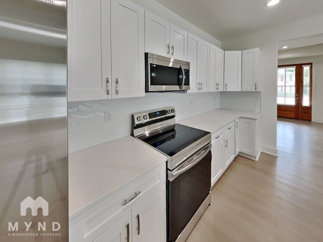 Building Photo - 501 Everette St