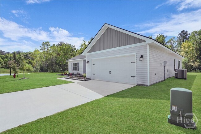 Building Photo - 1039 Meloney Dr