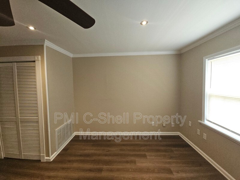 Foto principal - 913 Gordon Ave