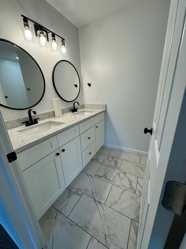 Foto del edificio - 219 Cambria St