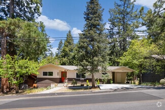 Building Photo - 54700 S Circle Dr