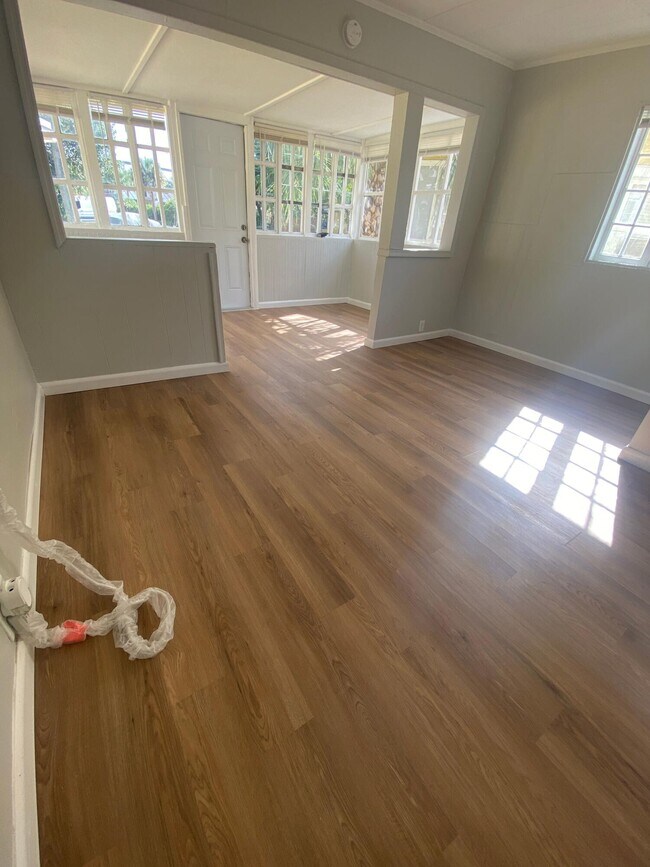 3723 Morton Ave Unit 5, West Palm Beach, FL 33405 Room for Rent in