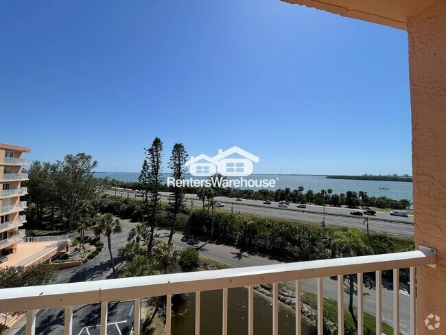 Building Photo - 7430 Sunshine Skyway Ln S