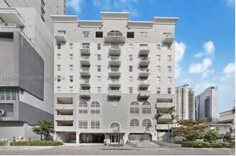 Building Photo - 115 SW 11th St