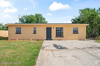 Building Photo - 3300 Carnegie St