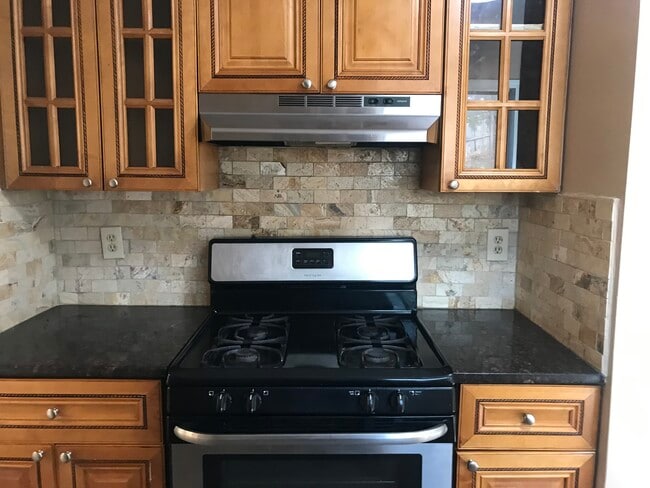 Photo - 1191 Heritage Glen Dr House