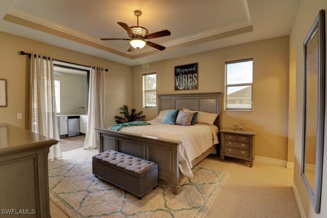 Foto del edificio - 3525 Surfside Blvd