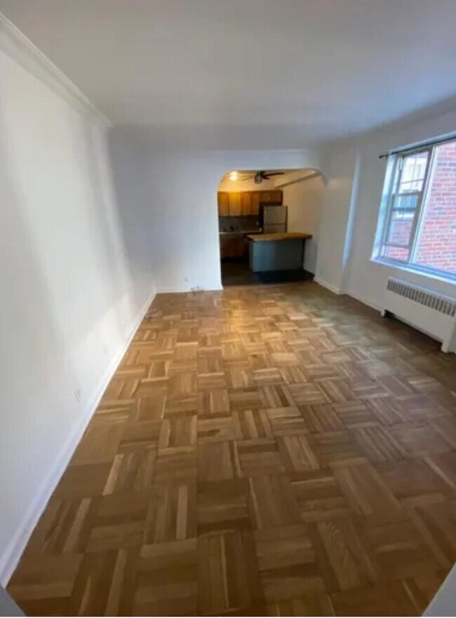 Foto del edificio - 220 Pelham Rd