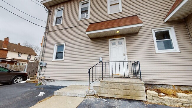Building Photo - 469 Delaware Ave
