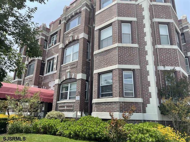 Foto principal - 4401 Atlantic Ave