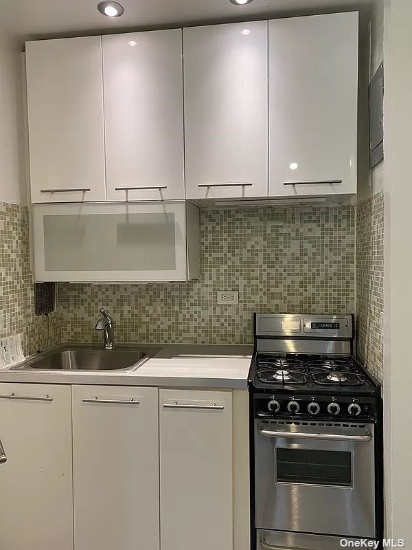 Foto del edificio - 428 E 85th St