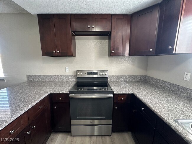 Foto del edificio - 4610 W Sand Creek Ave