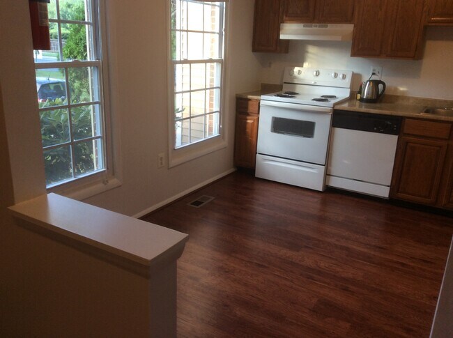 Foto del edificio - 7602 Quincewood Ct