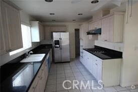 Building Photo - 15504 Studebaker Rd