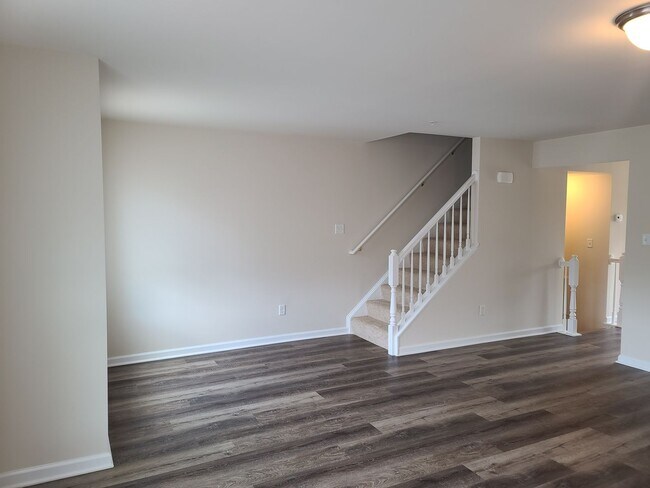 Foto del edificio - 3 Bedroom 2 1/2 Bath Townhome for Rent in ...