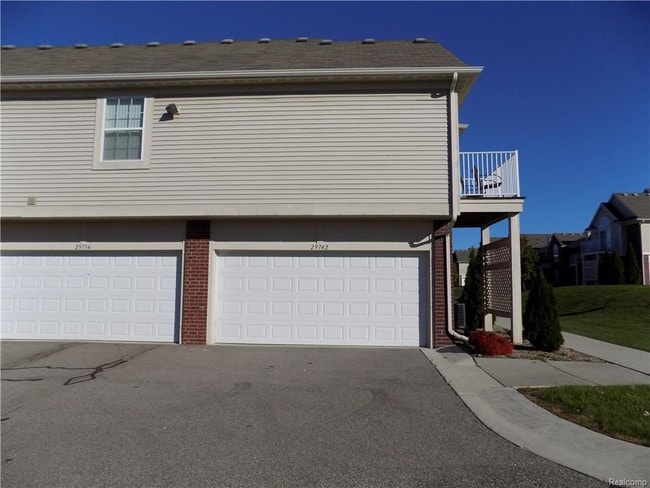 Building Photo - 29742 Fox Run Cir