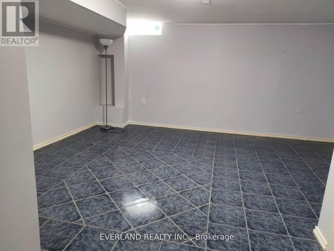 Building Photo - 37 Belvia Dr