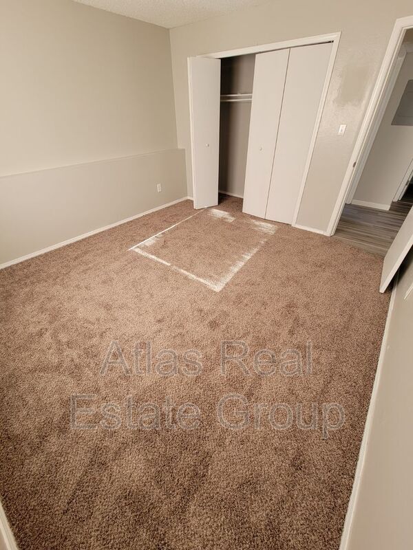 Foto del edificio - 2627 E Uintah St