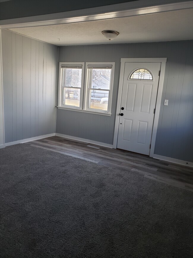 Entrada - 4108 N 58th St