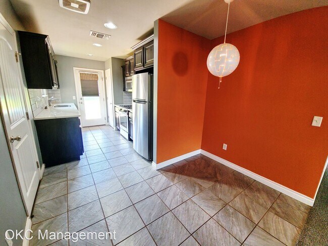 Building Photo - 2 br, 2 bath House - 18909 Vivo Dr