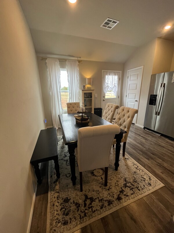 Foto del edificio - 326 Starlight Dr