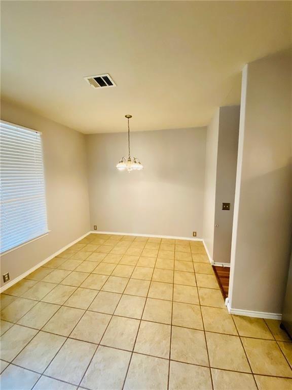 Building Photo - 341 Utterback