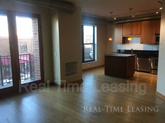 Building Photo - 15 E Franklin Ave