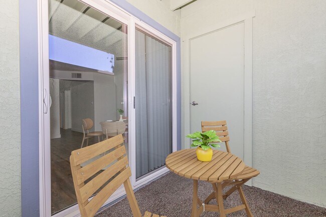 Interior Photo - Sahara and Playa Palms