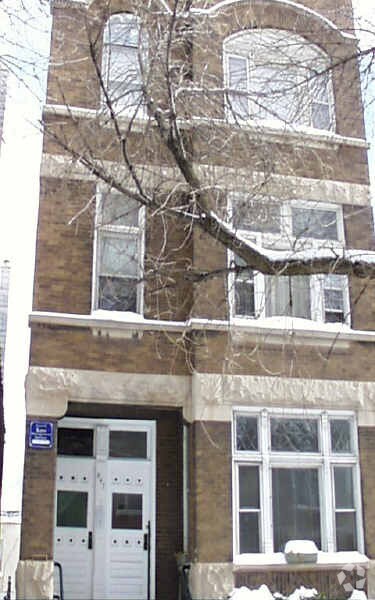 Building Photo - 847 N Winchester Ave