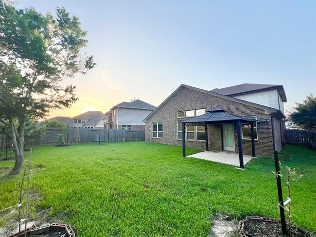 Foto del edificio - 26955 Churchill Gate Ln