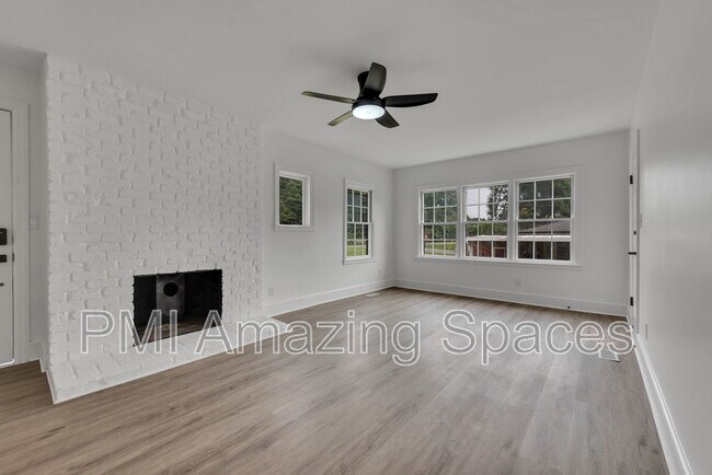 Building Photo - 4315 Gibbon Rd