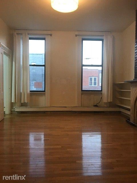Building Photo - 618 Grand St