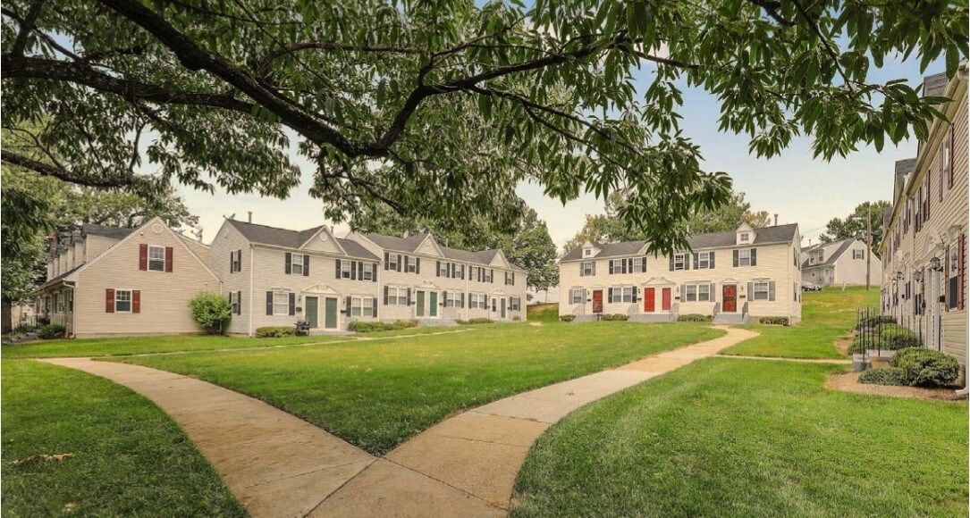 25102518 Kent Village Dr, Landover, MD 20785 Apartments in Landover