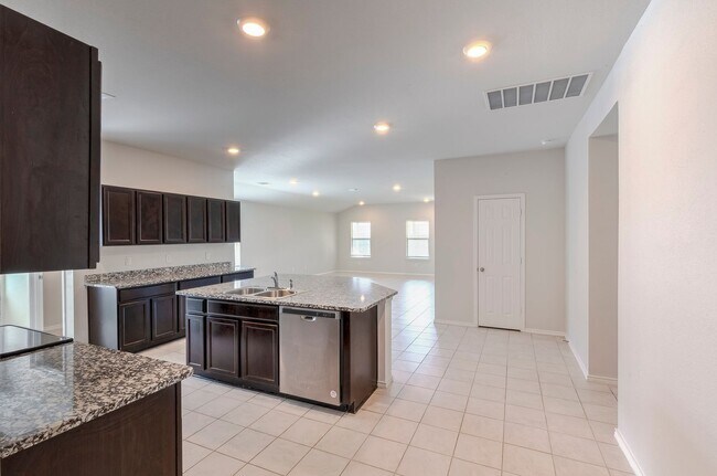 Foto del edificio - 4003 Arafel Ln