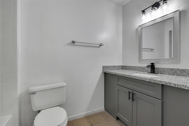 Building Photo - 12610 Ashford Meadow Dr