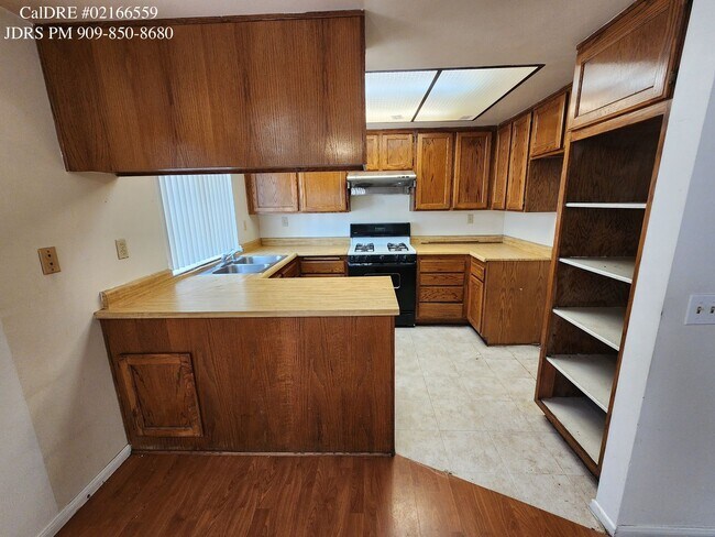 Building Photo - Baldwin Park 3 Bedroom Home