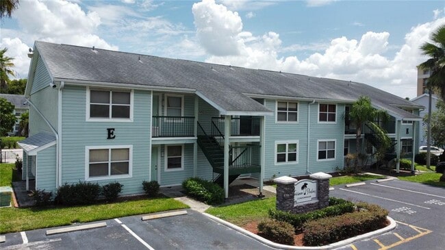 Building Photo - 5002 Terrace Palms Cir