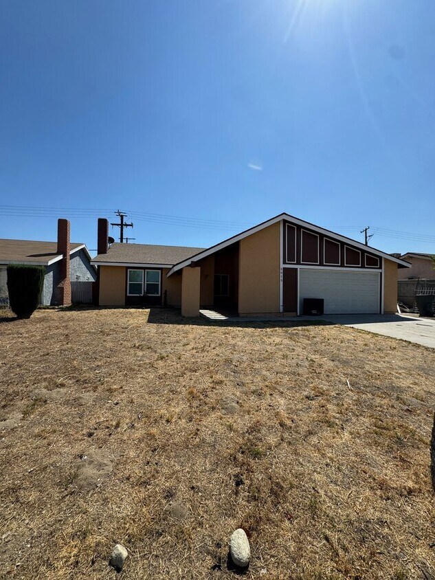 Foto del edificio - ***New Rental Home***