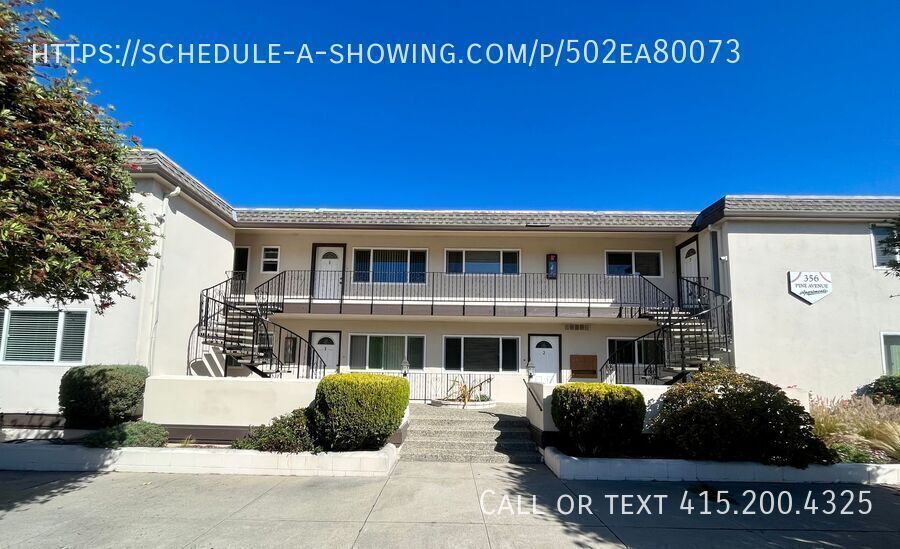 Primary Photo - Gorgeous Two Bedroom Unit Available In Pac...
