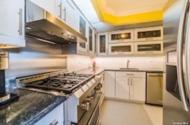 Foto del edificio - 38-08 147th St