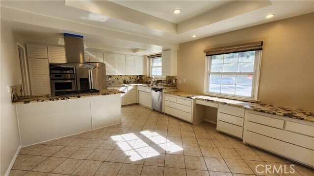Building Photo - 16083 Mesa Robles Dr