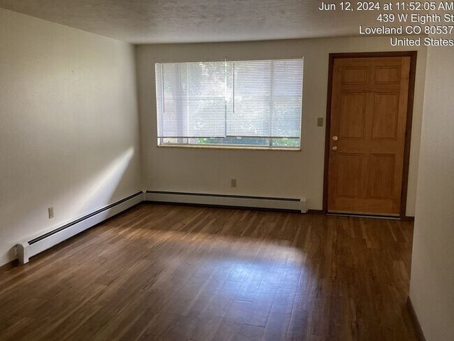 Foto del edificio - Cute 2 Bedroom WITH Attached Garage in Loveland!