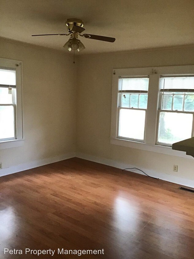Building Photo - 2 br, 1 bath House - 1013 Williamston Rd