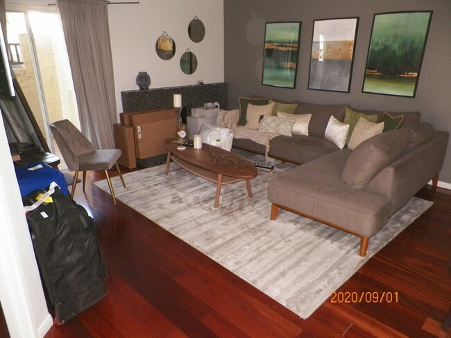 Building Photo - 2043 Lakeridge Cir