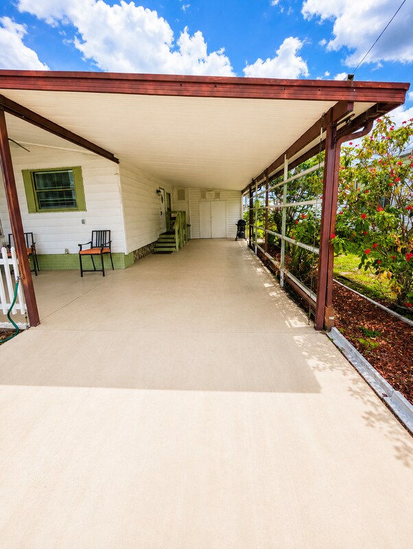 Foto del edificio - 3404 Rainbow Ln