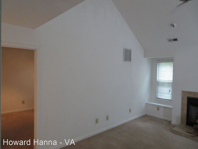 Foto del edificio - 2 br, 2 bath House - 520 Mary Robert Lane ...