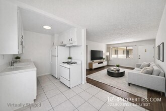 Building Photo - 2038 S Holt Ave