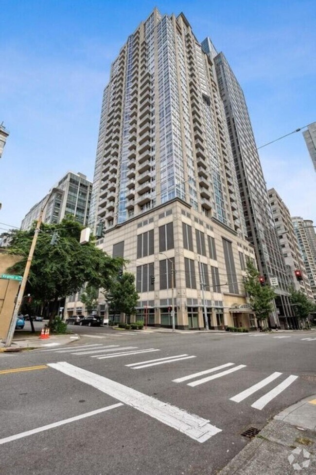 Building Photo - 819 Virginia St